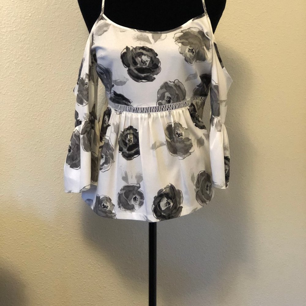 BUNDLE!! 13 different pieces!